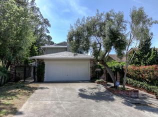 901 Park Pacifica Ave, Pacifica, CA 94044