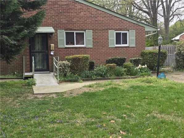 8611 Devon St, Norfolk, VA 23503