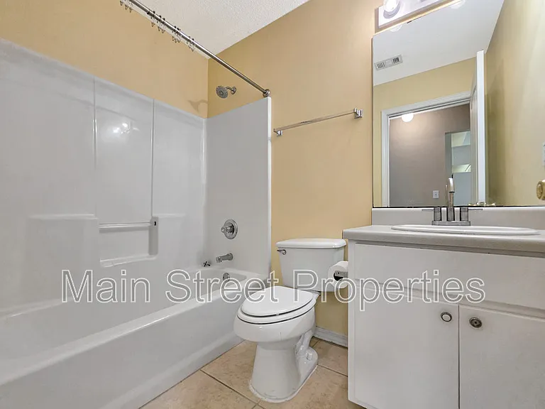 3359 Greenbriar Cir #A — Photo 16