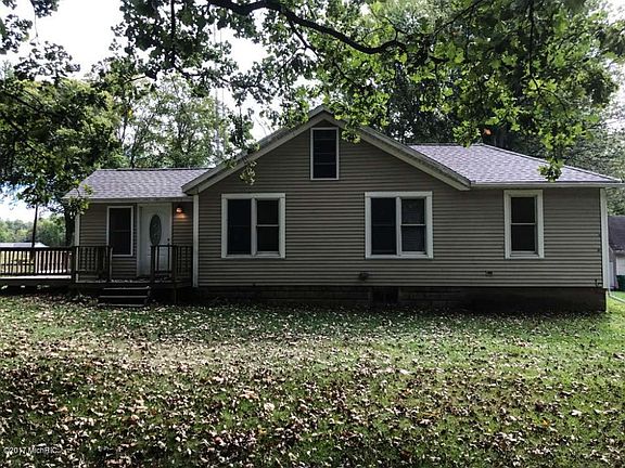 3rd image of 31791 Frost St