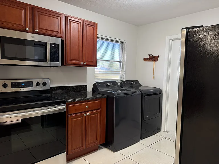 4093 Drance St — Photo 12