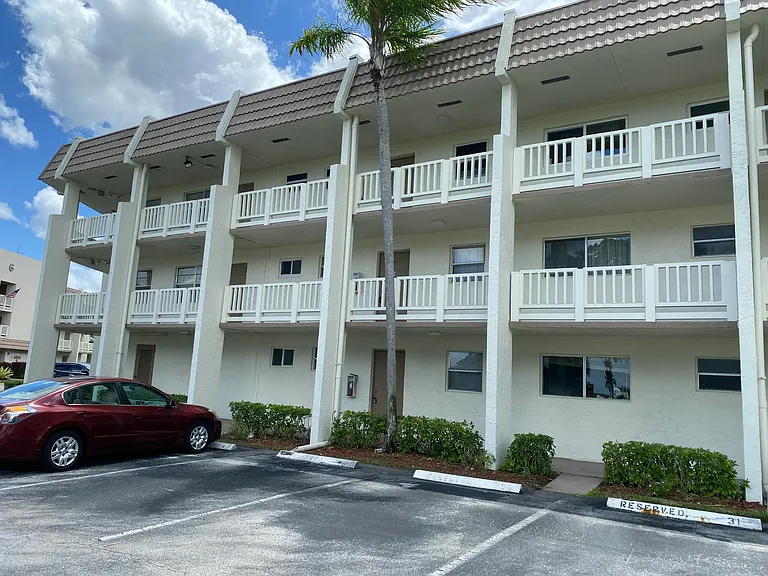 6890 Royal Palm Blvd #209H — Photo 17