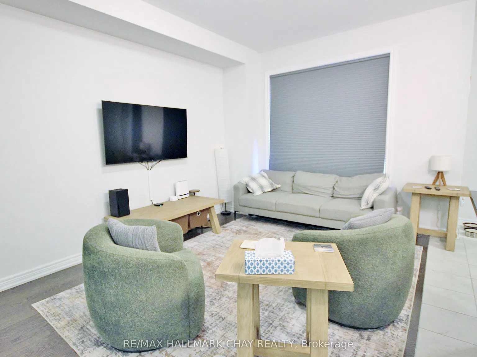 3 bed, $2,700 — Photo 3