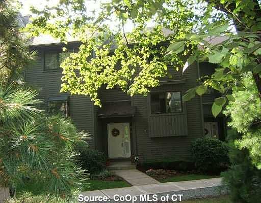 1st image of 76 Conestoga Way