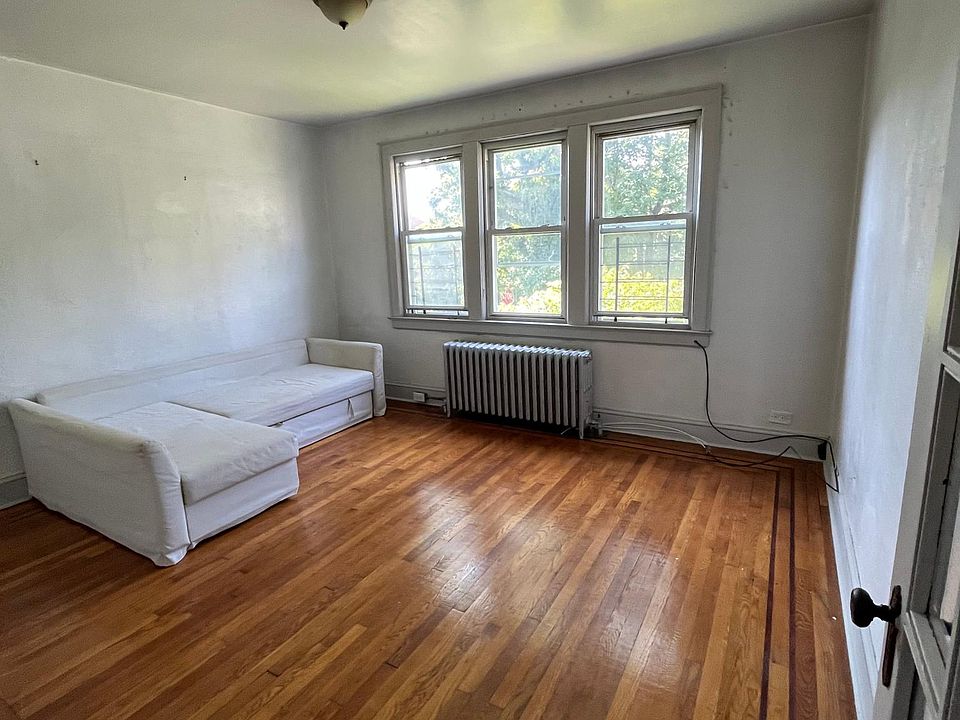 1st image of 81 Spruce St APT 1