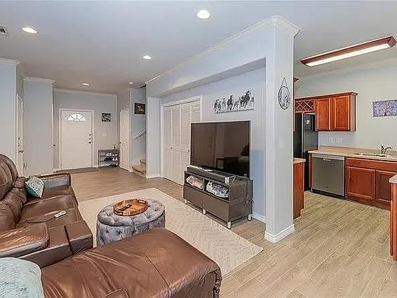 3rd image of 12250 Abbey Glen Ln #E