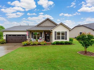 709 Rockstone Dr, Seneca, SC 29678
