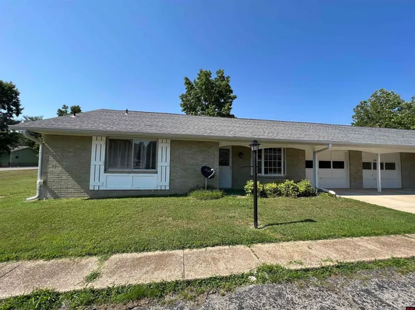 1305 Meadowbrook Dr, Mountain Home, AR 72653