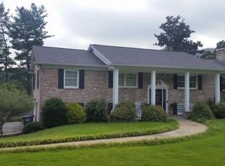 2125 Bonaire Rd, Kingsport, TN 37660