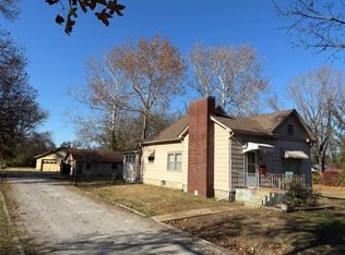 1107 S 220th St, Pittsburg, KS 66762