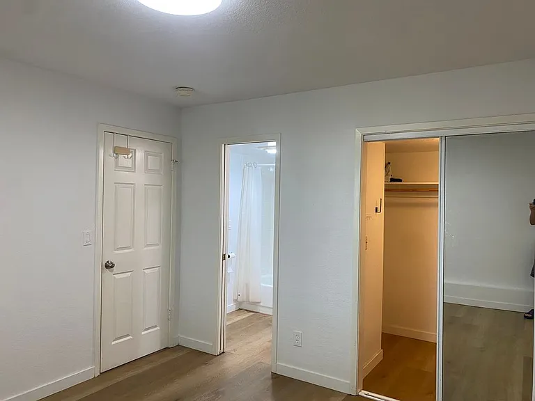81 Camelot Ct #IN LAW — Photo 13