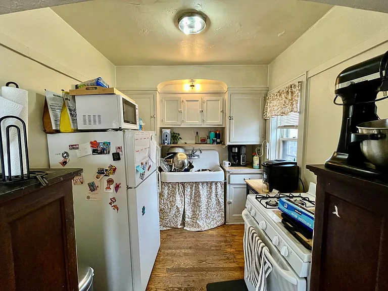 4468 N Oakland Ave — Photo 16