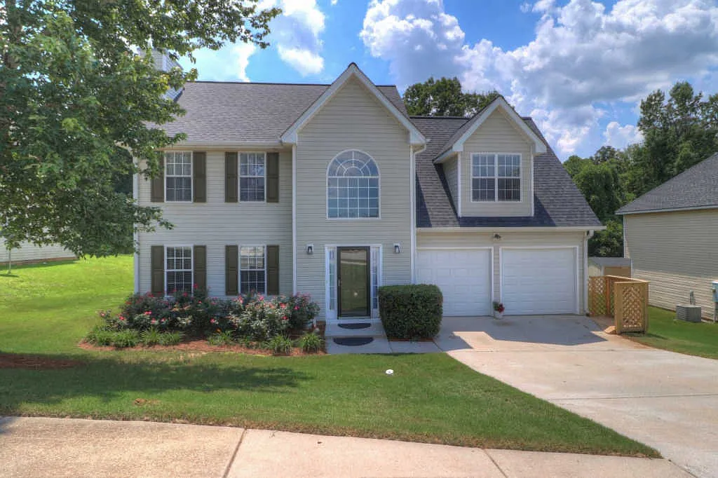 1534 NW Callaway Loop photo 1