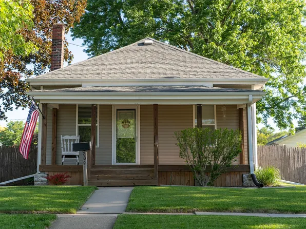 809 W Washington St, Knoxville, IA 50138