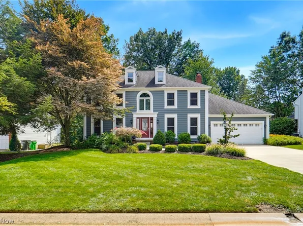 2850 Limington St NW, North Canton, OH 44720