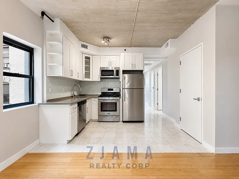 293 Hawthorne St #6C — Photo 3
