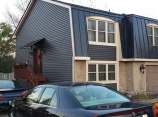 3820 Sandpiper Dr, Hanover Park, IL 60133