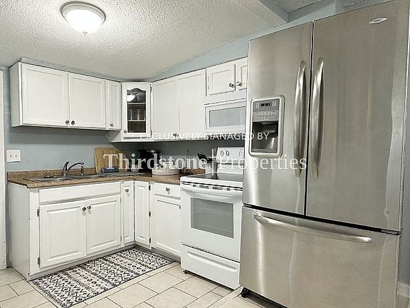 5th image of 1228 Neva St