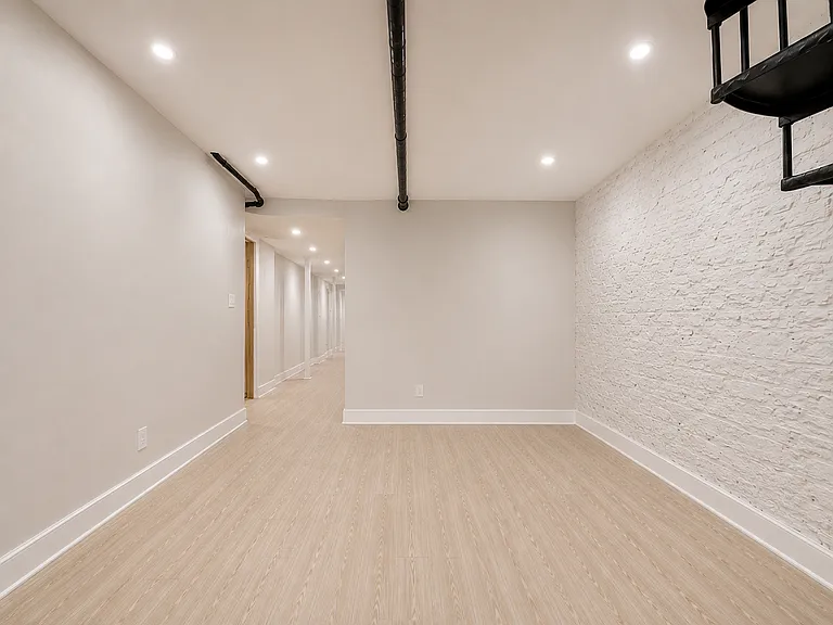 677 Sterling Pl #1R — Photo 6