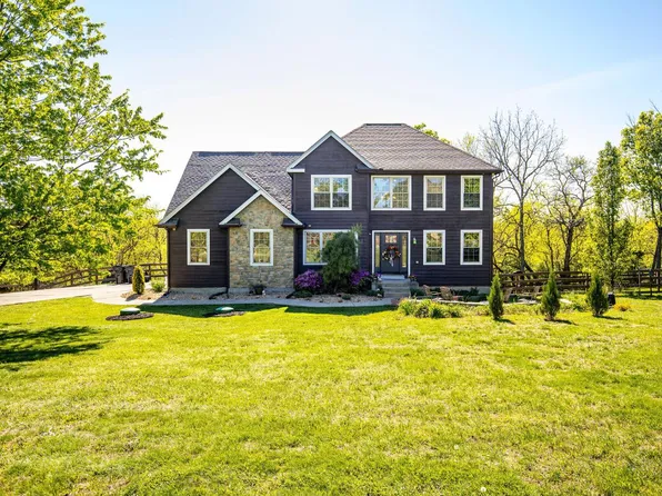 18321 Marlowes Dr, Aurora, IN 47001