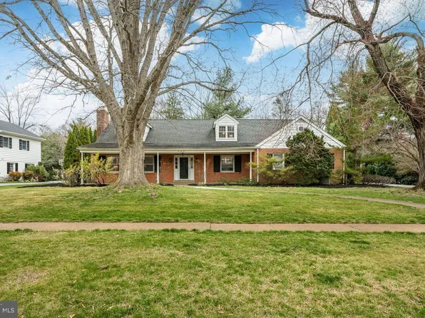 616 Black Gates Rd, Wilmington, DE 19803