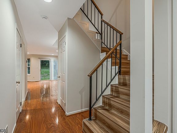 2nd image of 293 Greenfield Rd