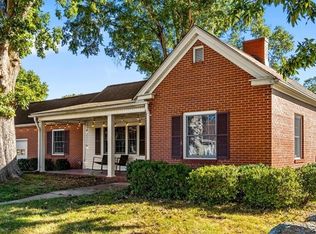 100 N Johnston St, Eden, NC 27288