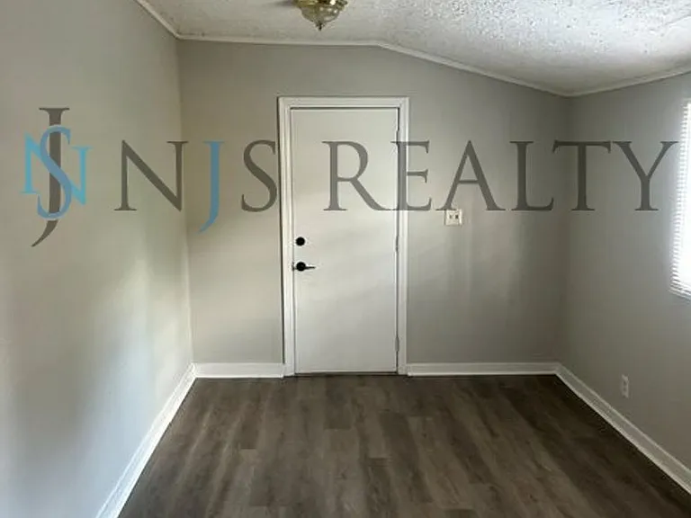 7029 Berry Ave — Photo 9