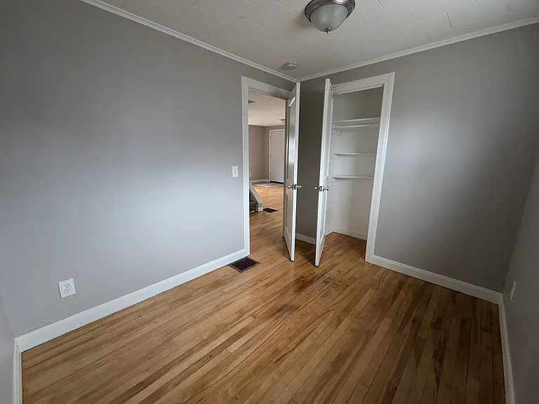 114 Maple Manor Dr — Photo 16