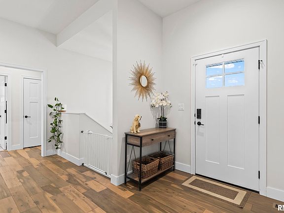 2nd image of 4604 Shalegh Ave