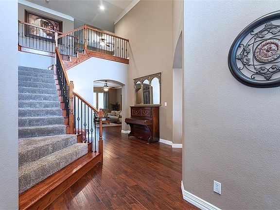 4th image of 311 Texoma Dr
