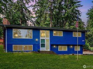 475 Mount Hood Dr SW, Issaquah, WA 98027