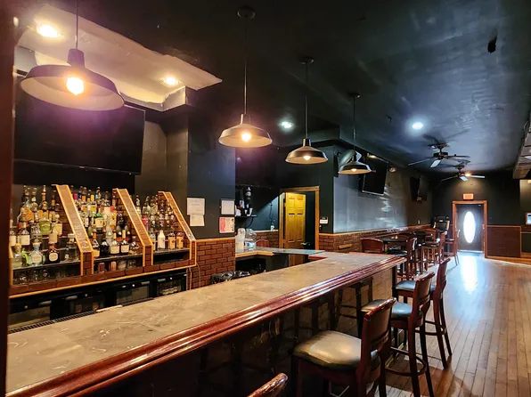 370 Communipaw Avenue image 9 of 22