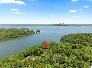 24 Pier Ln, Murray, KY 42071