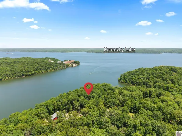 24 Pier Ln, Murray, KY 42071