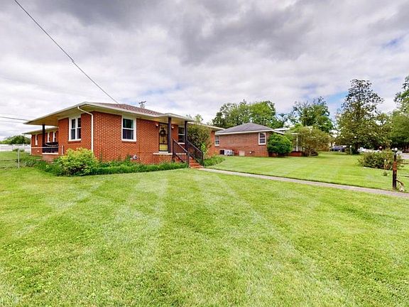 3rd image of 320 Campbell Ave