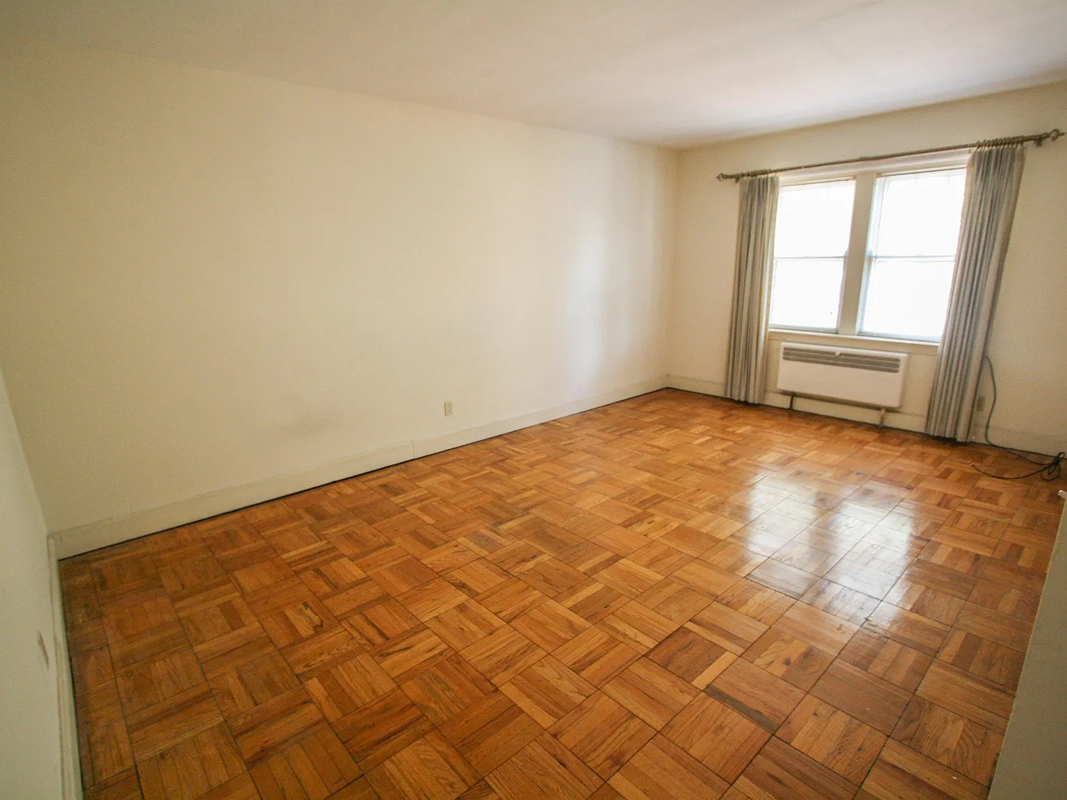 24 North Goodman Street - 3B — Photo 3