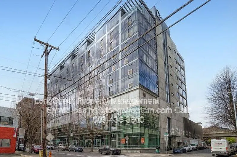 1 bed, 1.0 bath, 847 sqft, $2,095 — Photo 2