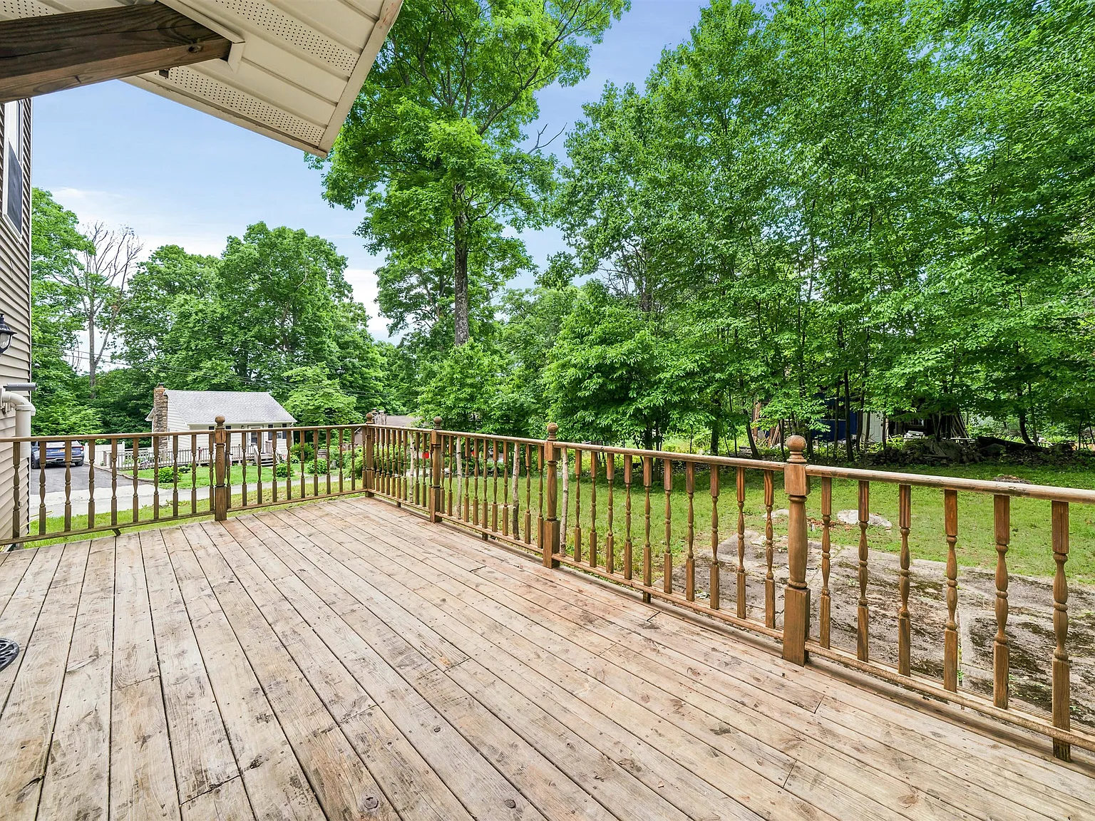 3 bed, 1902 sqft, $2,500 — Photo 4