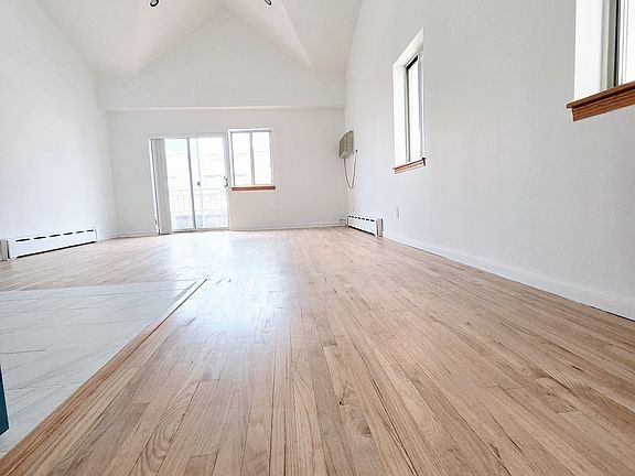 2nd image of 43-10 Broadway #3G