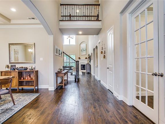 4th image of 6609 Elderberry Way