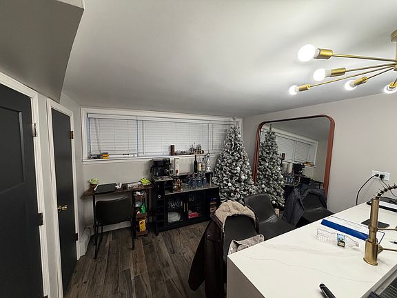 5th image of 6022 S Komensky Ave