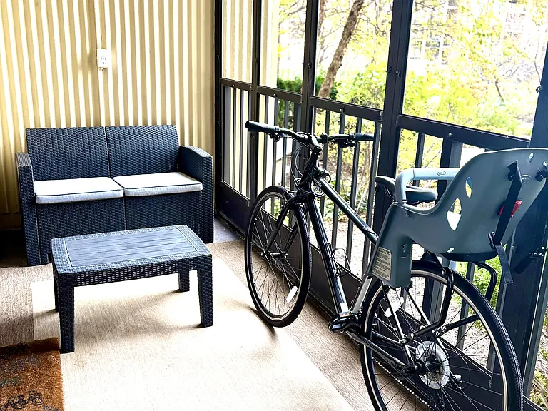 300 Winston Dr #L05 — Photo 19
