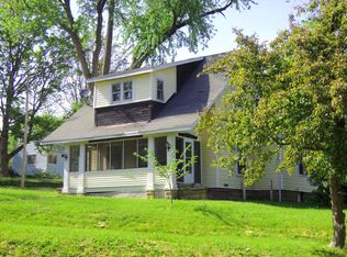 525 E Beaumont Ave, Greenville, IL