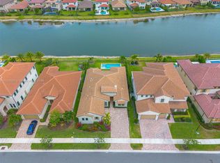 12045 Lake Trail Ln, Parkland, FL 33076