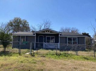 9428 Sunny Hl, San Antonio, TX 78263