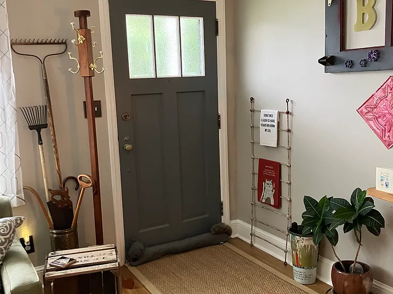 506 S Walnut St — Photo 8