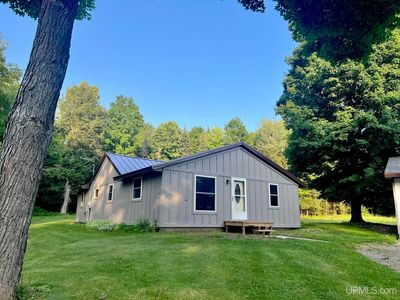 N12698 Sawyer Lake Rd, Channing, MI, 49815