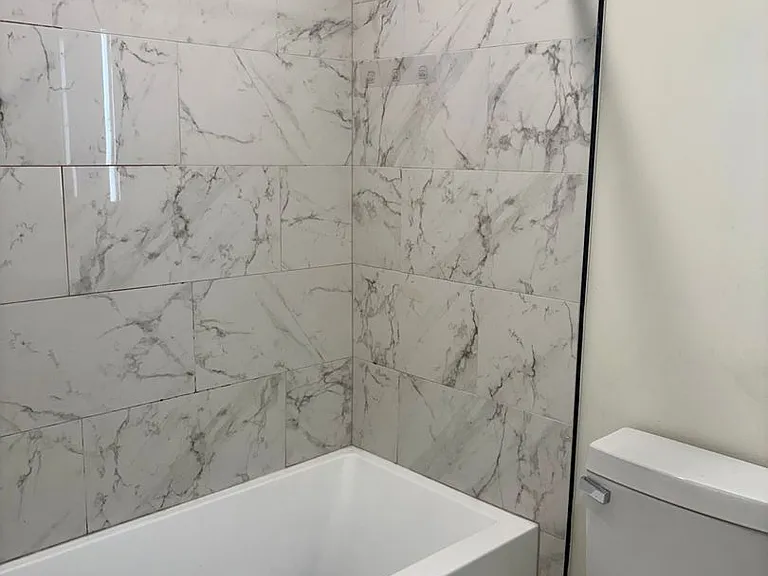 Stunning New Luxury Apartments at The Vienna — Photo 81