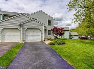 25 Carousel Cir, Doylestown, PA 18901